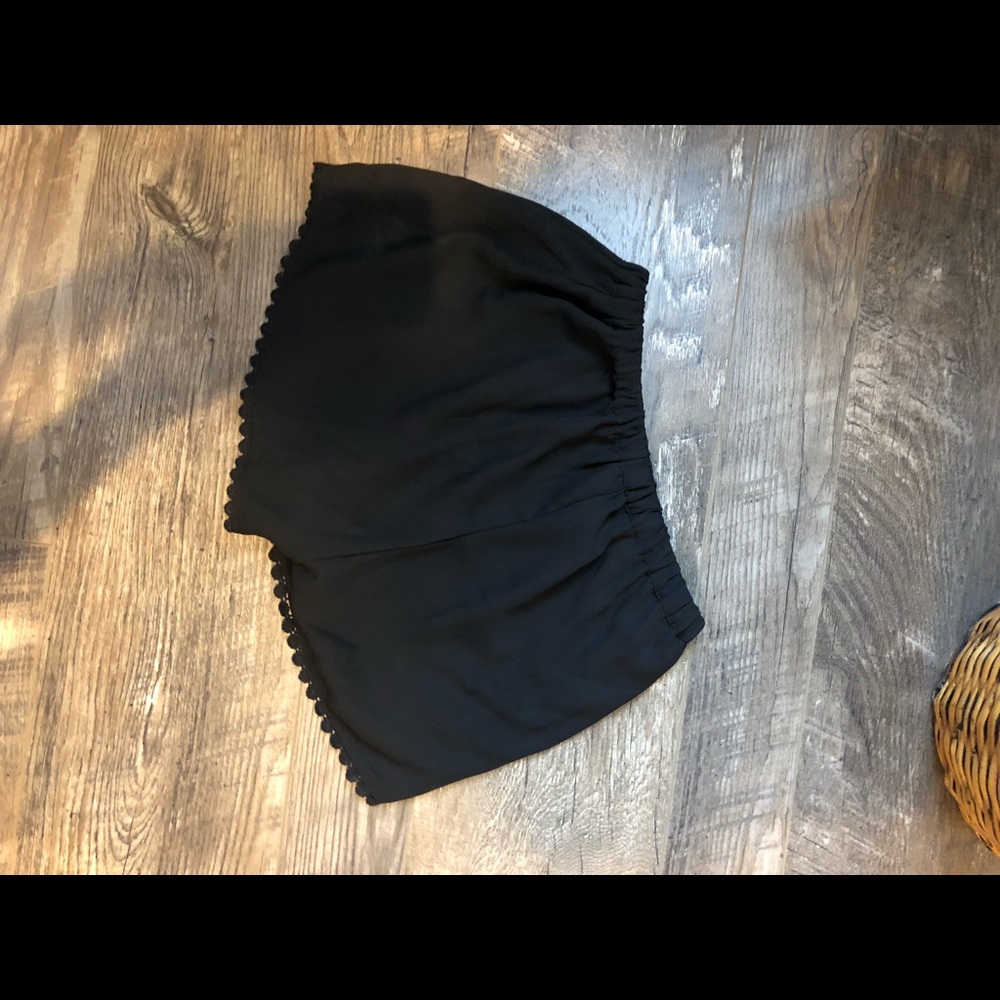 Flowy shorts Brandy Melville